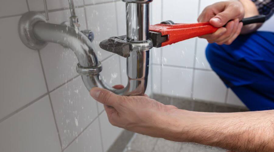 Professional clogged toilet repair in Villa Ridge, MO